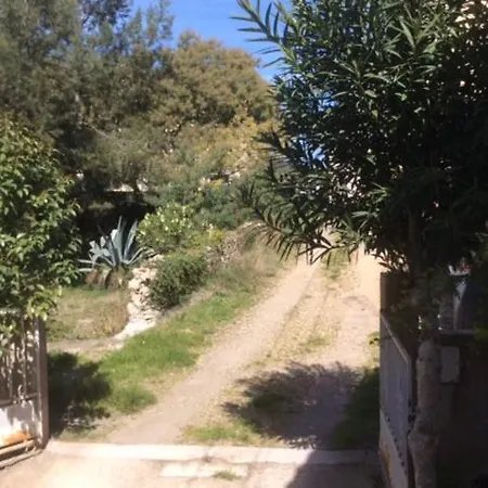 Apartman F1 Spacieux Hérépian