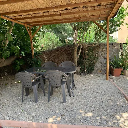 F1 Spacieux Apartman Hérépian